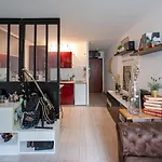 Bright Studio In Oberkampf