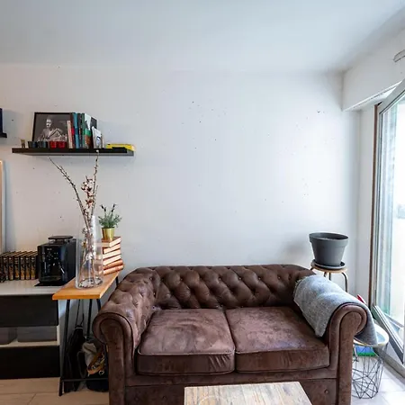 Bright Studio In Oberkampf Appartamento Parigi