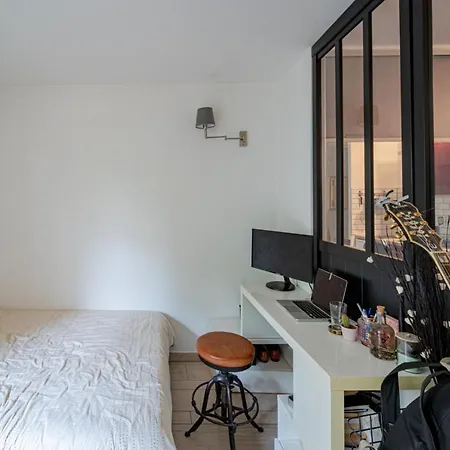 Bright Studio In Oberkampf Appartamento